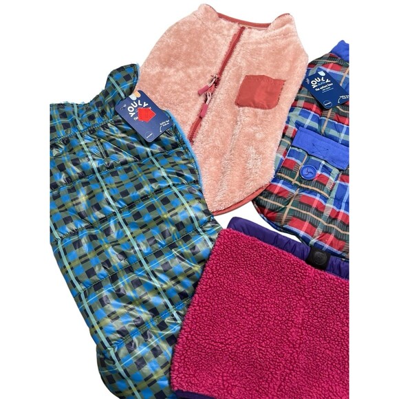 NEW Lot of 6 Dog Youly, Canadian Pooch Reddy, Outfits Size Medium (Lot 2930) - Picture 2 of 4